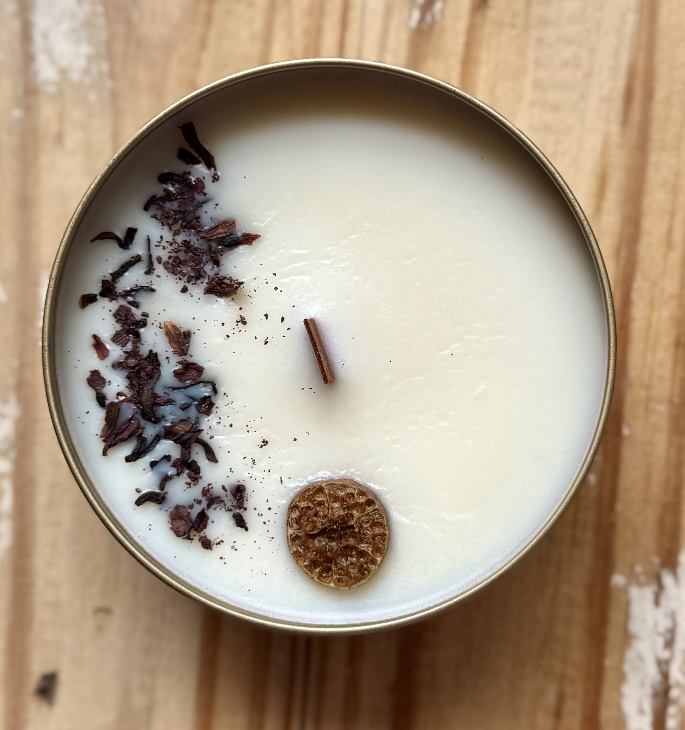 Kakadu Plum & Lemon Myrtle Candle - Image 4